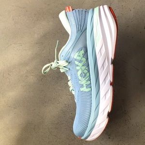 HOKA Women’s Bondi size 7 wide perfect condition